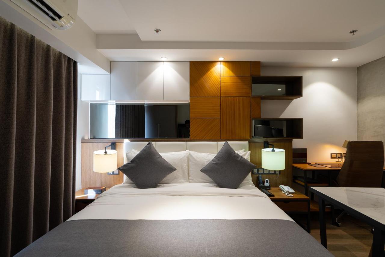 אנגלס One Euphoria Luxe Hotel מראה חיצוני תמונה
