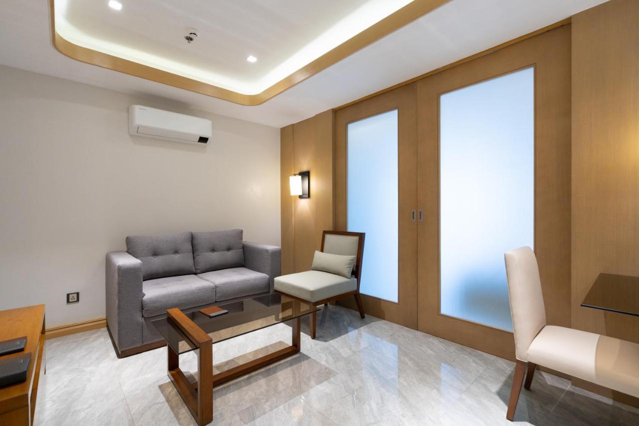 אנגלס One Euphoria Luxe Hotel מראה חיצוני תמונה
